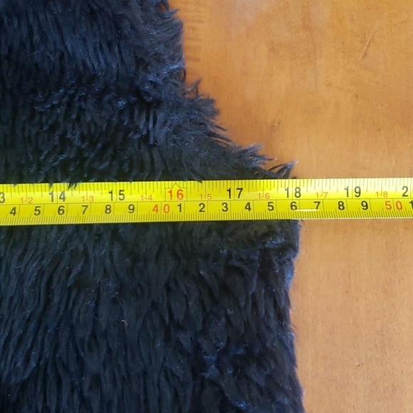 "Twenty Three" brand black faux fur vest sleeveless jacket sz S/M - Picture 6 of 11